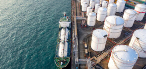 Най-големият контейнеровоз в света прекоси Суецкия канал (ВИДЕО+СНИМКИ)