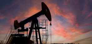 Русия: Решението за намаляване на добива на петрол цели стабилизиране на пазара