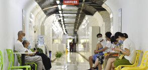 Бивши бомбоубежища приютяват хора в обхванатия от гореща вълна Китай