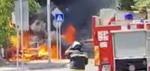 Електромобил се запали във Варна, пламнаха още няколко коли (ВИДЕО+СНИМКИ)