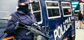 Испания започва да снабдява полицаите с камери към униформите