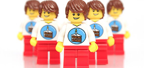 Lego празнува 90-ия си юбилей с „торта” от над 94 000 части (ВИДЕО)