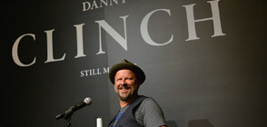 Фотографът на рок звездите Дани Клинч откри своя изложба в Ню Джърси (ВИДЕО)