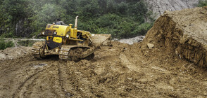 Продължава издирването на оцелели след свлачище в Ирак