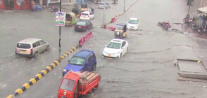 Пакистан ще получи 1 милион долара за справяне с природните бедствия (ВИДЕО)