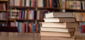 Плаващ панаир на книгата привлече стотици в Бенгази (ВИДЕО)