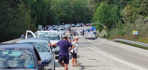 Стотици българи са блокирани на ГКПП „Малко Търново”, стигна се до бой (ВИДЕО+СНИМКИ)