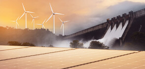 Учени: Зелената енергия ще ни спести пари