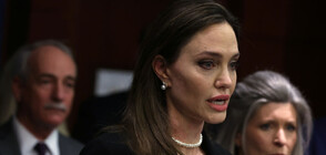 Анджелина Джоли посети Пакистан, за да окаже подкрепа след наводненията