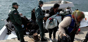 Хванаха 38 мигранти, сред които и бебе, край Шабла (ВИДЕО+СНИМКИ)