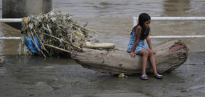 Вечерен час и евакуация във Виетнам заради тайфуна „Нору” (СНИМКИ)