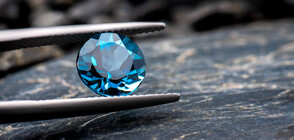 Осем редки сини диаманта отиват на търг за 70 млн. долара (ВИДЕО)