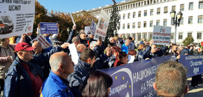 Медици - на протест в редица градове из страната (ВИДЕО+СНИМКИ)