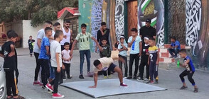 Брейк танци помагат на деца да се справят с травмите от войната в Газа (ВИДЕО)