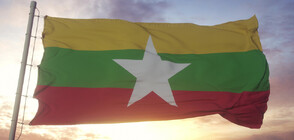 Най-малко 60 убити при нападение на хунтата на концерт в Мианмар