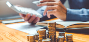 Как се е променила средната заплата в първите 6 месеца на годината