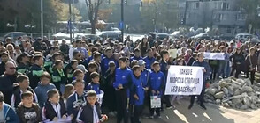 Протест на спортисти във Варна заради затворен басейн