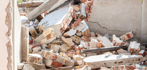 Две сгради рухнаха във френския град Лил