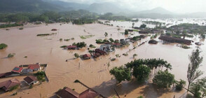 КАДРИ ОТ ДРОН: Последиците от тежките наводнения в Южна Бразилия (ВИДЕО)