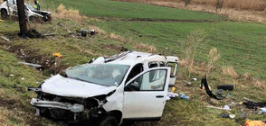 Тежка катастрофа на "Тракия", двама шофьори са ранени (СНИМКИ)