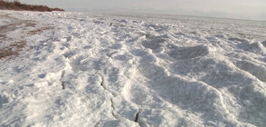 „Топлото езеро” в Киргизстан замръзна заради студеното време (ВИДЕО)