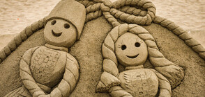 Скулптури на Пижо и Пенда от пясък зарадваха бургазлии (ВИДЕО+СНИМКИ)