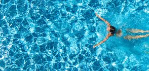 Берлин позволи на жените да плуват голи в басейните