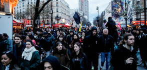 Властта във Франция на тест заради спорния закон за пенсионната реформа