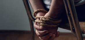 Четирима отвлякоха две момчета в Ломско