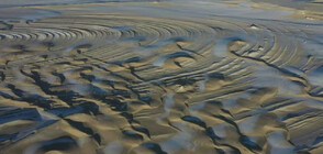 Феномен: В пустинята Гоби се образуваха редки земни форми (ВИДЕО)