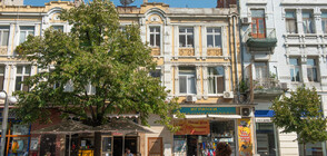 БЕЗ ШАРЕНИ ЧАДЪРИ: Как бизнесът в Бургас приема новата наредба