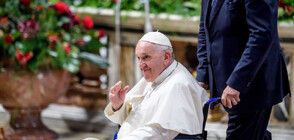 Изписаха папа Франциск от болницата (ВИДЕО+СНИМКИ)
