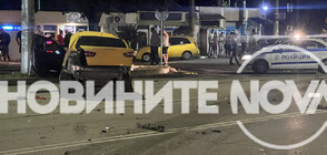 Катастрофа между лек автомобил и такси в Казанлък