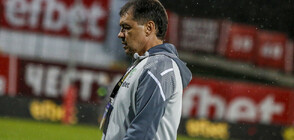 В знак на подкрепа за Хубчев: Прекъсват в петата минута всички мачове от предстоящия кръг