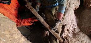 Мечове от римската епоха бяха открити в пещера в Израел (ВИДЕО)