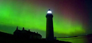 СПИРАЩИ ДЪХА КАДРИ: Северното сияние изгря над Оркнейските острови (ВИДЕО)