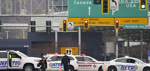 Взрив на мост между САЩ и Канада, има жертви и ранен (ВИДЕО+СНИМКИ)