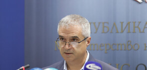 Министър Радев: В 126 населени места все още има проблеми с електрозахранването