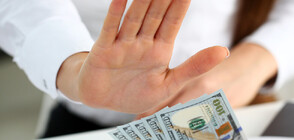 Милиардерска наследница протестира в Давос, иска да плаща повече данъци