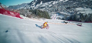 Екстремно: Колоездач се спусна по легендарната ски писта „Щрайф” (ВИДЕО)