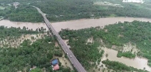 Наводнения и свлачища във Филипините убиха 13 души и засегнаха над 490 000 (ВИДЕО)