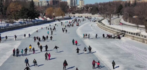 Къде се намира най-голямата естествена ледена пързалка в света (ВИДЕО)