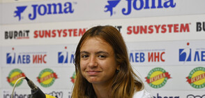 България има 1/4-финалистка на Australian Open - 17-годишната Ива Иванова