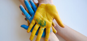 Разказ от първо лице: Украинско семейство гради живота си отново след руска атака (ВИДЕО)