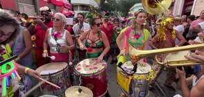 Време е за карнавал: Улични партита завладяха Рио де Жанейро (ВИДЕО)