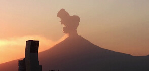 Пробуди се най-активният вулкан в Мексико (ВИДЕО)