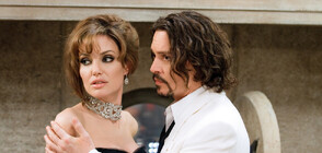 Анджелина Джоли и Джони Деп в игра на котка и мишка по NOVA