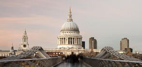 Предлагат една нощ в Тайната библиотека на катедралата "Сейнт Пол" в Лондон