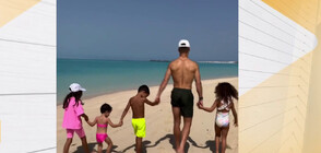 Кристиано Роналдо сподели видео от семейна почивка в Саудитска Арабия (ВИДЕО)