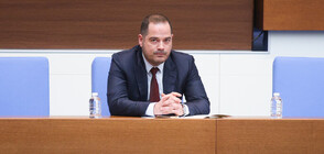 Министър Калин Стоянов - от поискана оставка до „взривяване” на преговорите